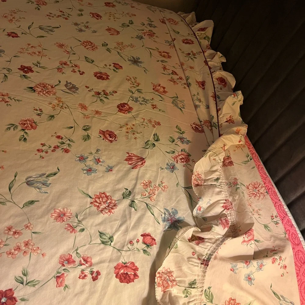 Vintage Croscill Floral Print King size Flat sheet